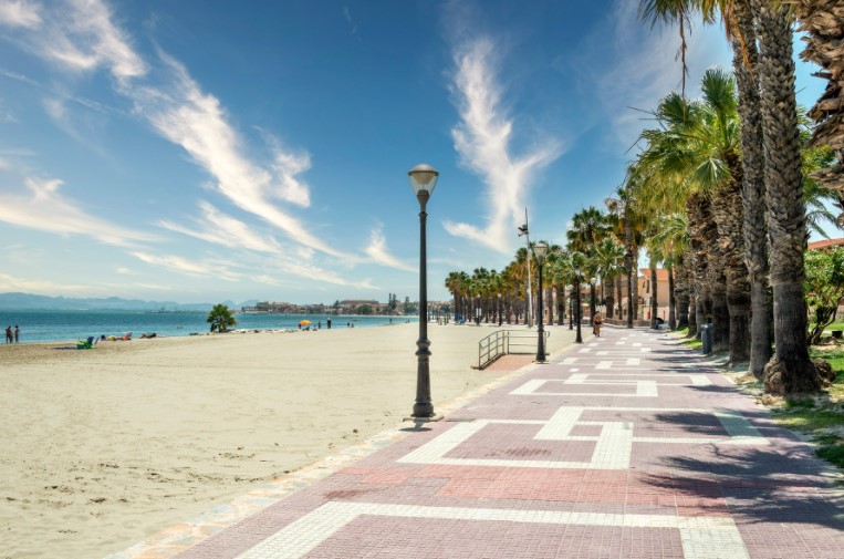 Beaches around Los Alcazares